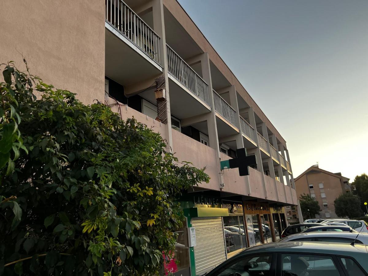 Apartamento Chez Les Freds Chalon-sur-Saône Exterior foto